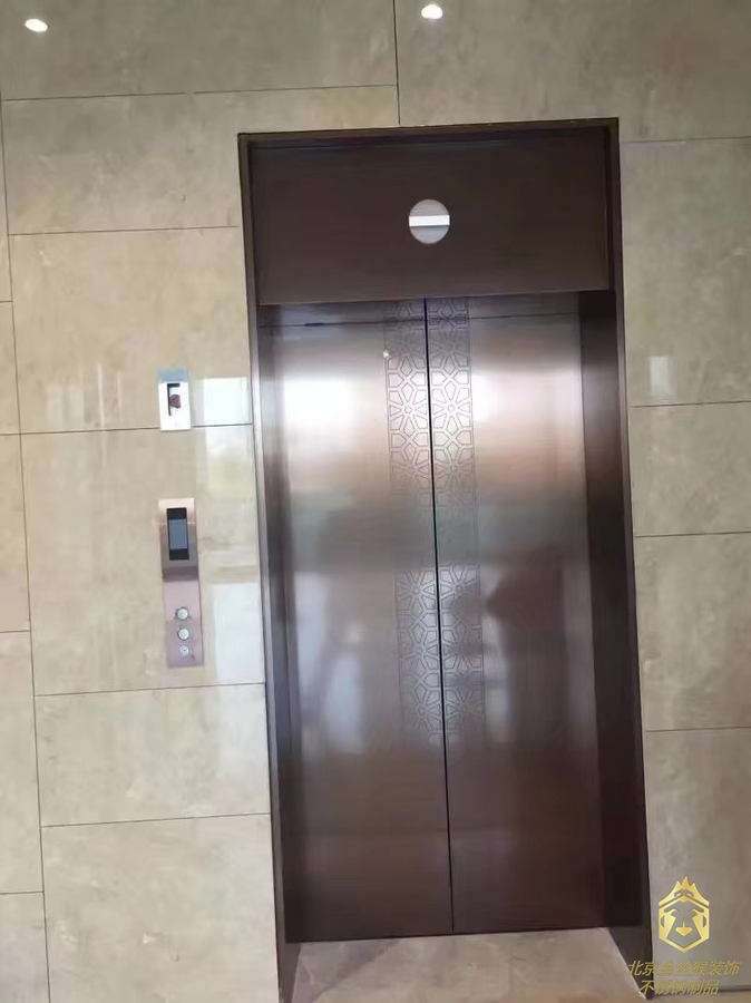 不锈钢黑镜钢电梯门套